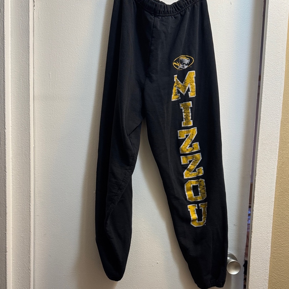 Mizzou Black Sweatpants - Picture 4 of 5